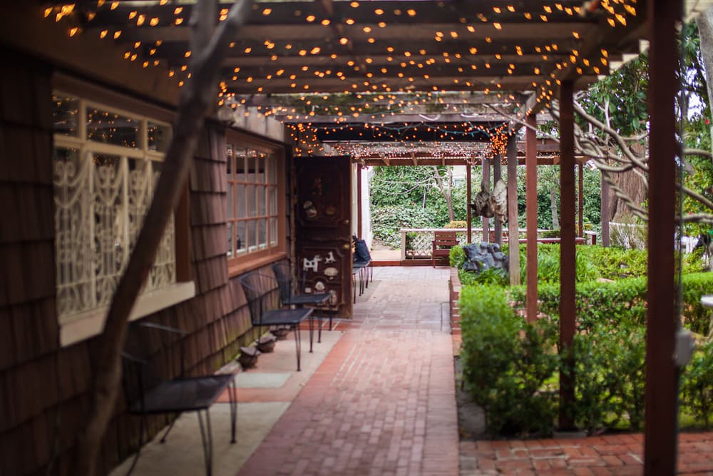 Rockefeller Lodge: destination wedding venue in CA 94806, USA