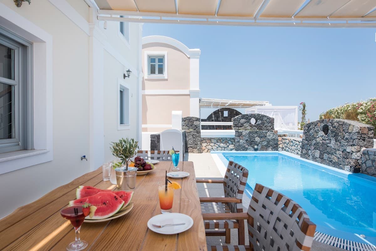 Secret Earth Santorini: destination wedding venue in Avis-thira 847 00, Greece