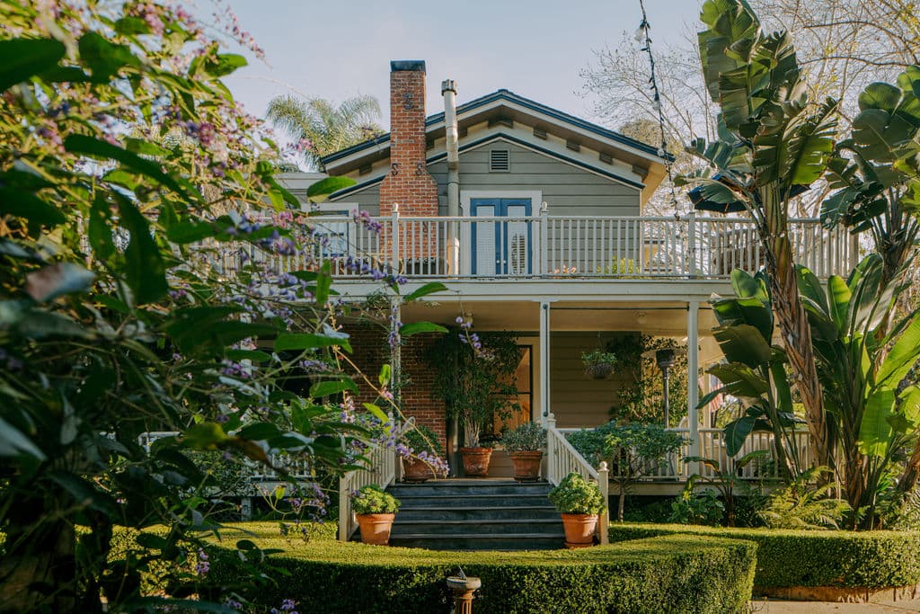 Simpson House Inn: destination wedding venue in CA 93101, USA