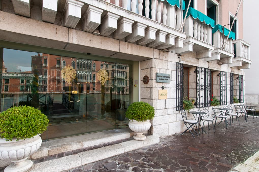 Sina Palazzo Sant'Angelo: destination wedding venue in 30124 Venezia VE, Italy