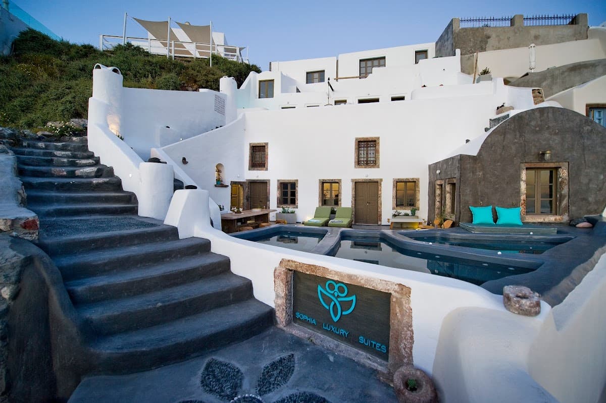 Sophia Luxury Suites: destination wedding venue in Thira 847 00, Greece