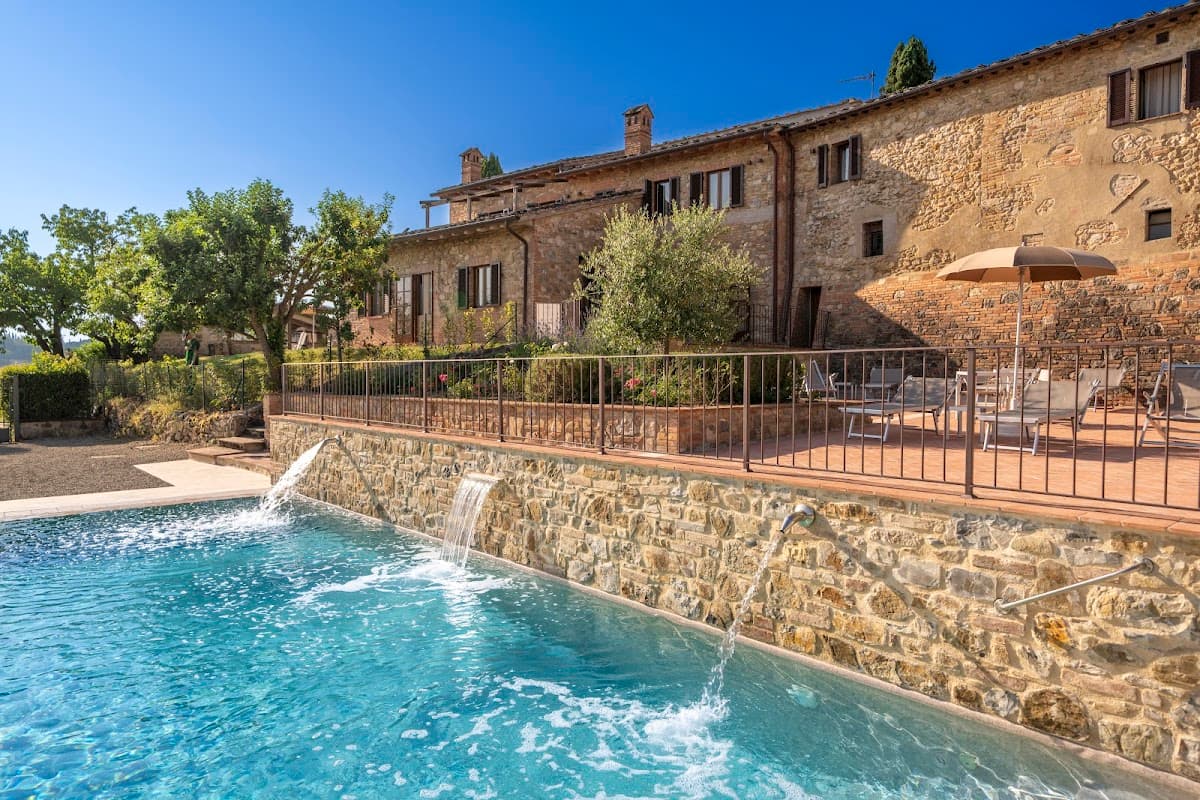 Tenuta Sovestro - Agriturismo e Winery: destination wedding venue in 53037 San Gimignano SI, Italy