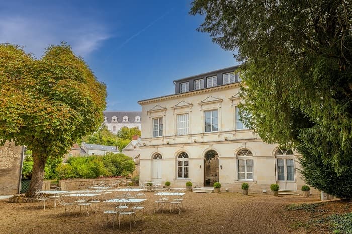 Teritoria Hôtel Le Grand Monarque, destination wedding venue in 37190 Azay-le-Rideau, France