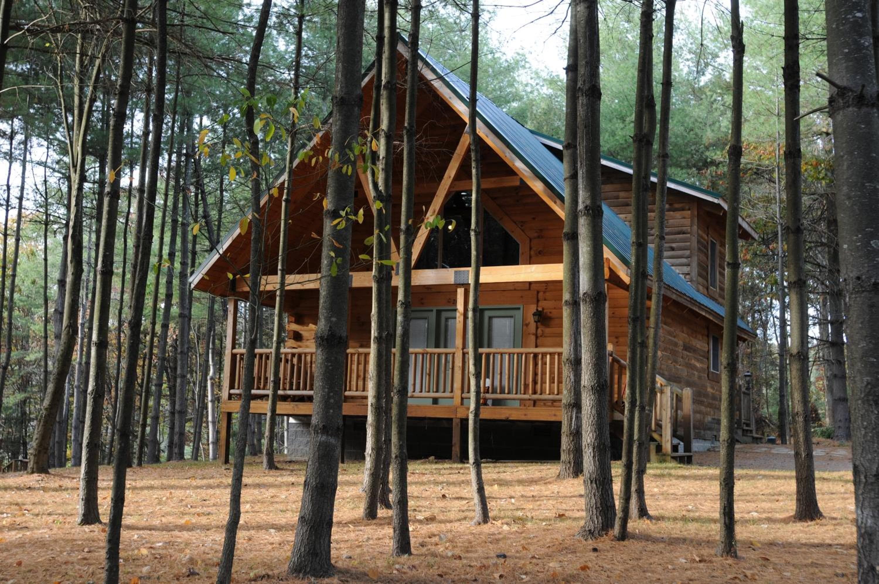 The Cabins at Pine Haven - Beckley, wedding venue in Beaver, United States