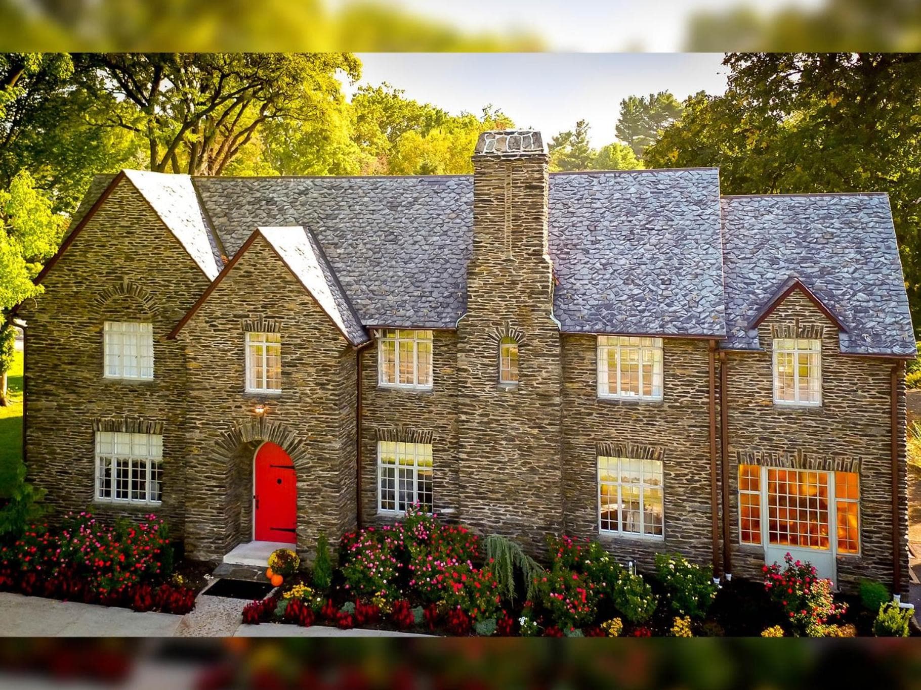 The Manor on Front, wedding venue in Harrisburg, United States