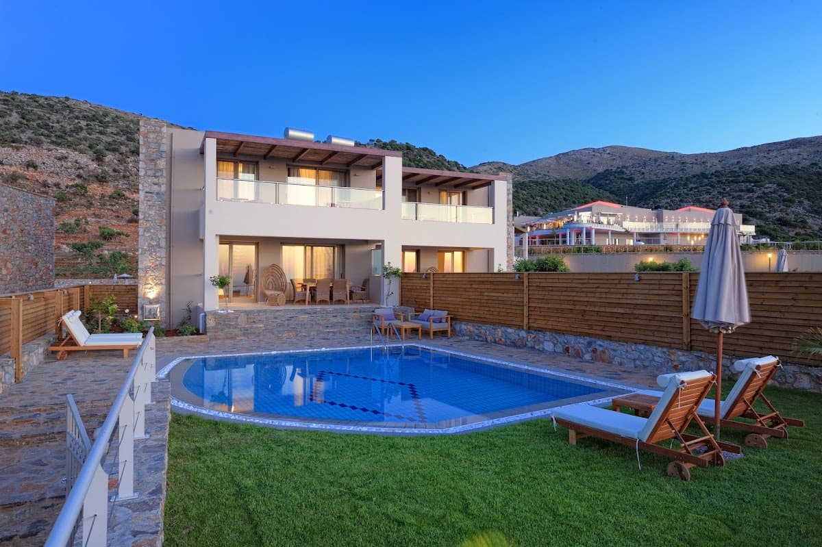 The Noverian Scenic Crete 5 Star Hilltop Villa Resort & Spa: destination wedding venue in Μάλια 700 07, Greece