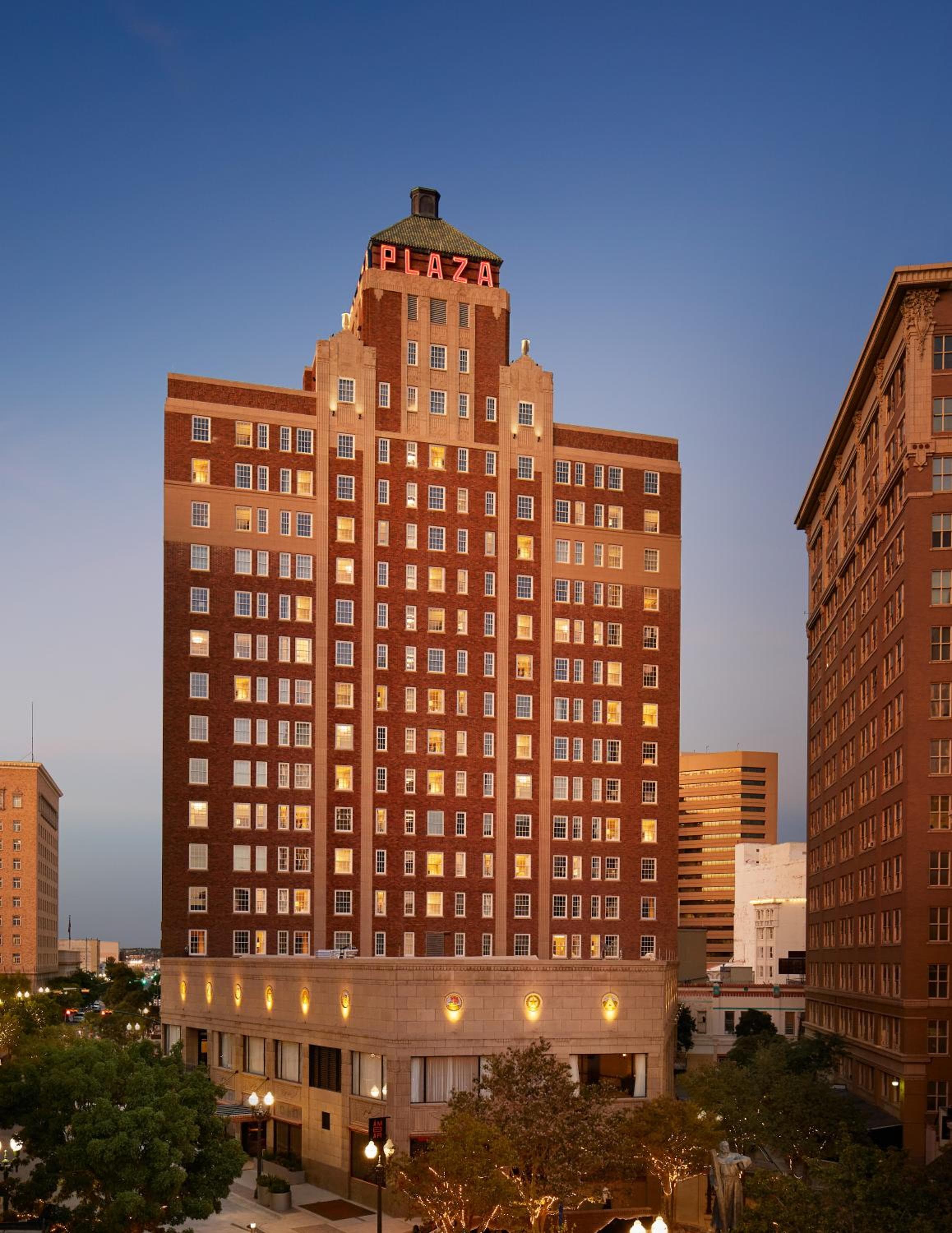 The Plaza Hotel Pioneer Park, wedding venue in El Paso, United States