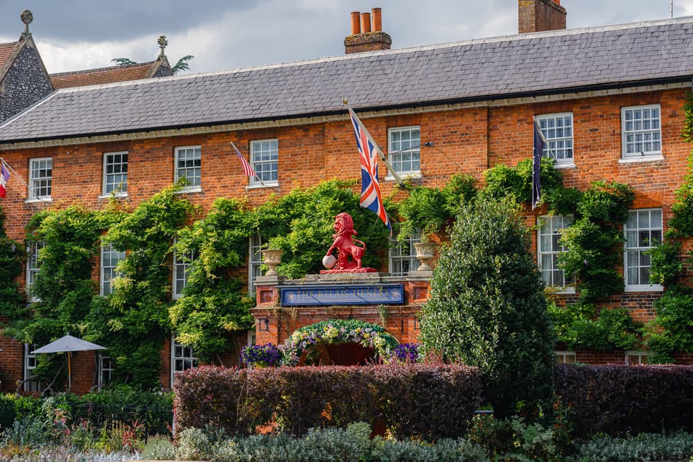 The Relais Henley: destination wedding venue in Henley-on-Thames RG9 2AR, UK