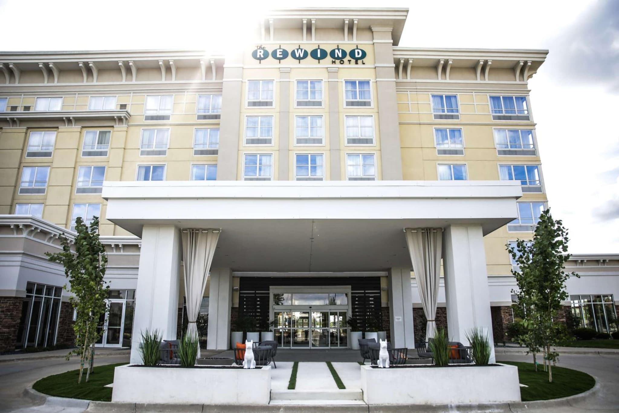 The Rewind West Des Moines, Tapestry Collection By Hilton, wedding venue in West Des Moines, United States