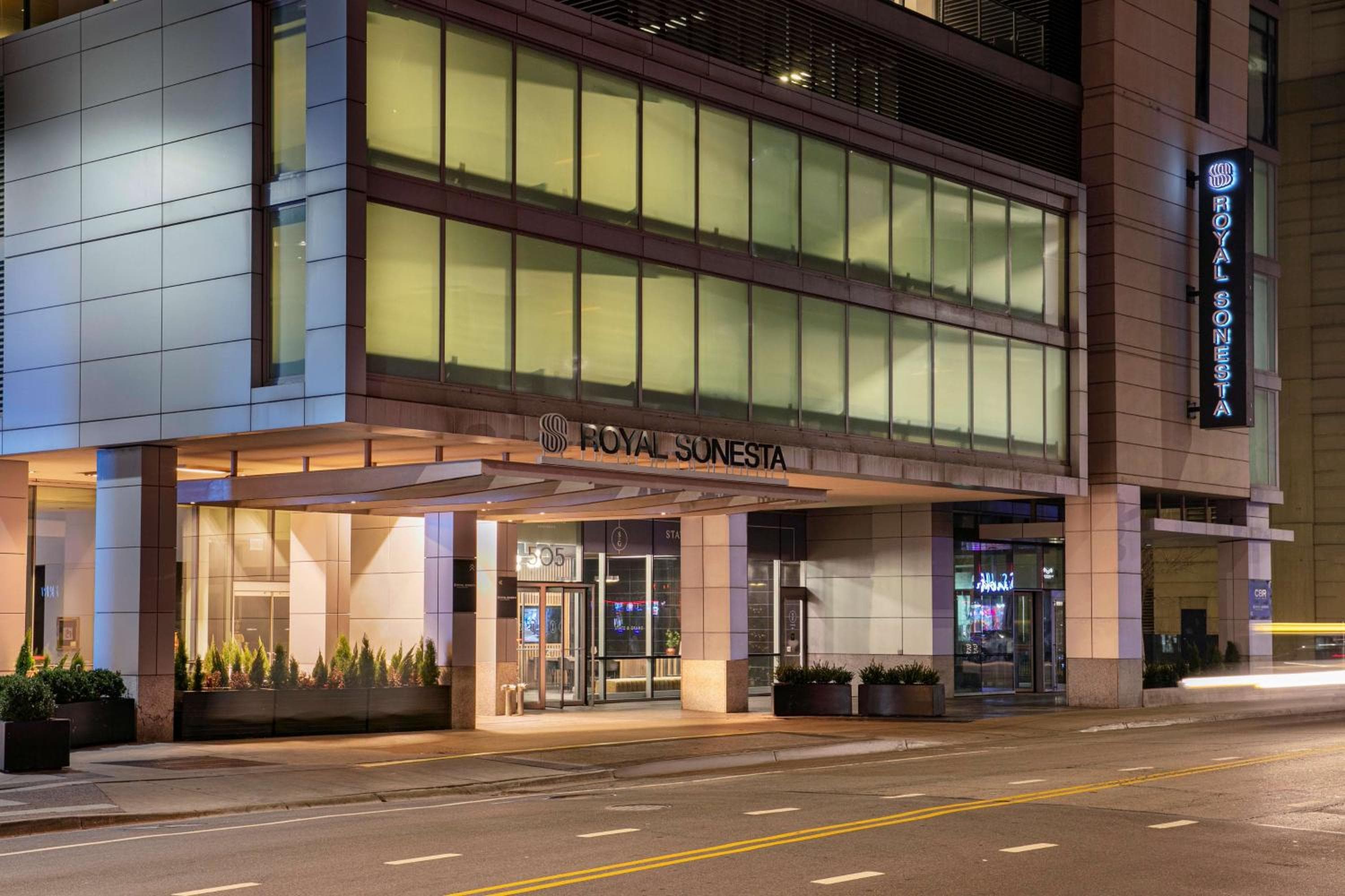 The Royal Sonesta Chicago River North, wedding venue in Chicago, United States