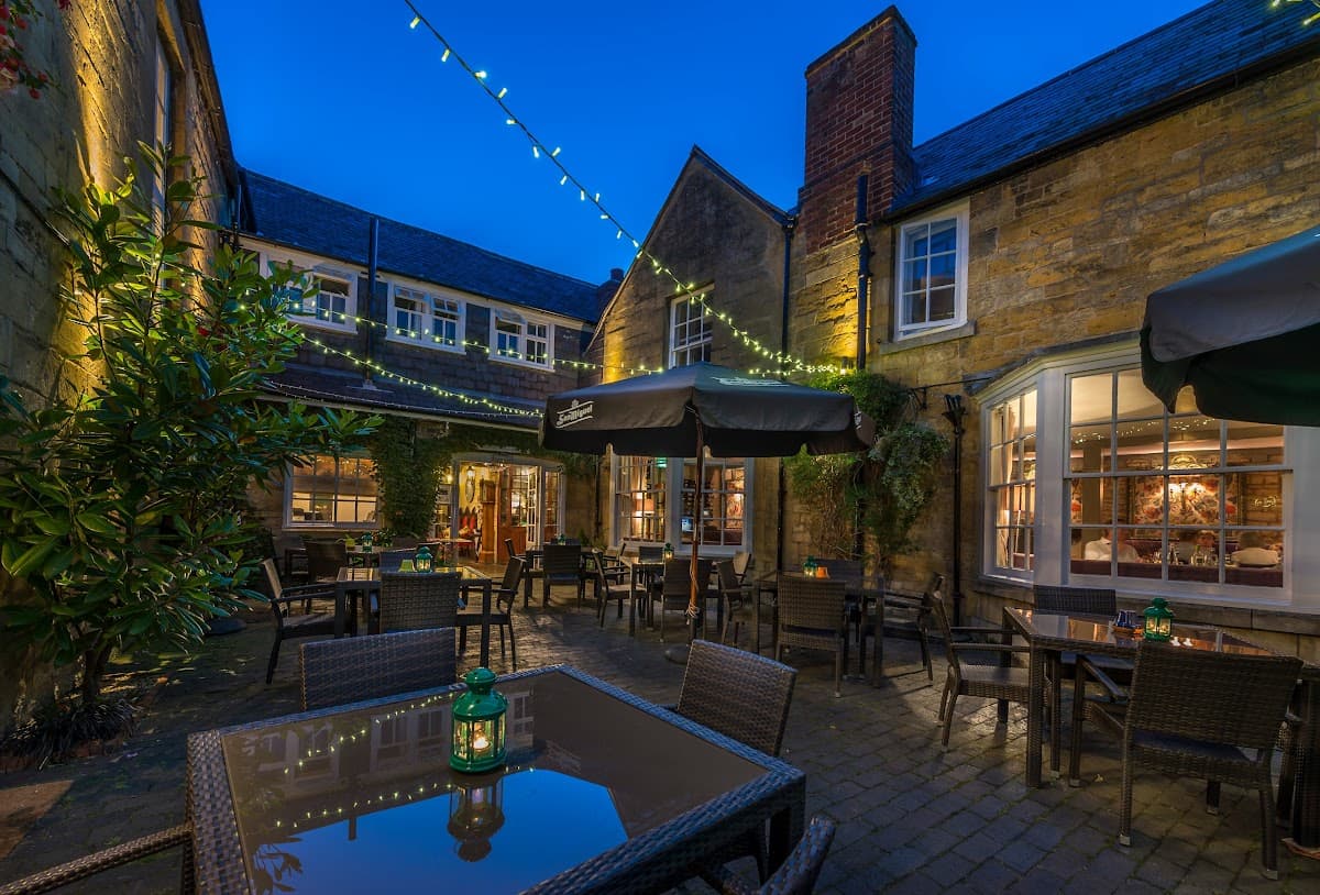 The White Hart Royal Hotel: destination wedding venue in Moreton-in-Marsh GL56 0BA, UK