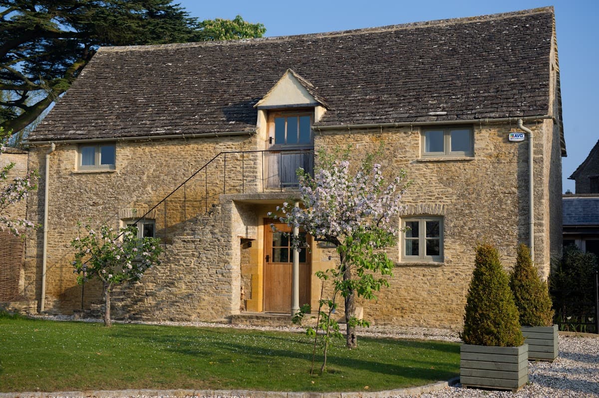 Thyme – Hotel, Restaurant, Spa: destination wedding venue in Gloucestershire GL7 3NX, UK