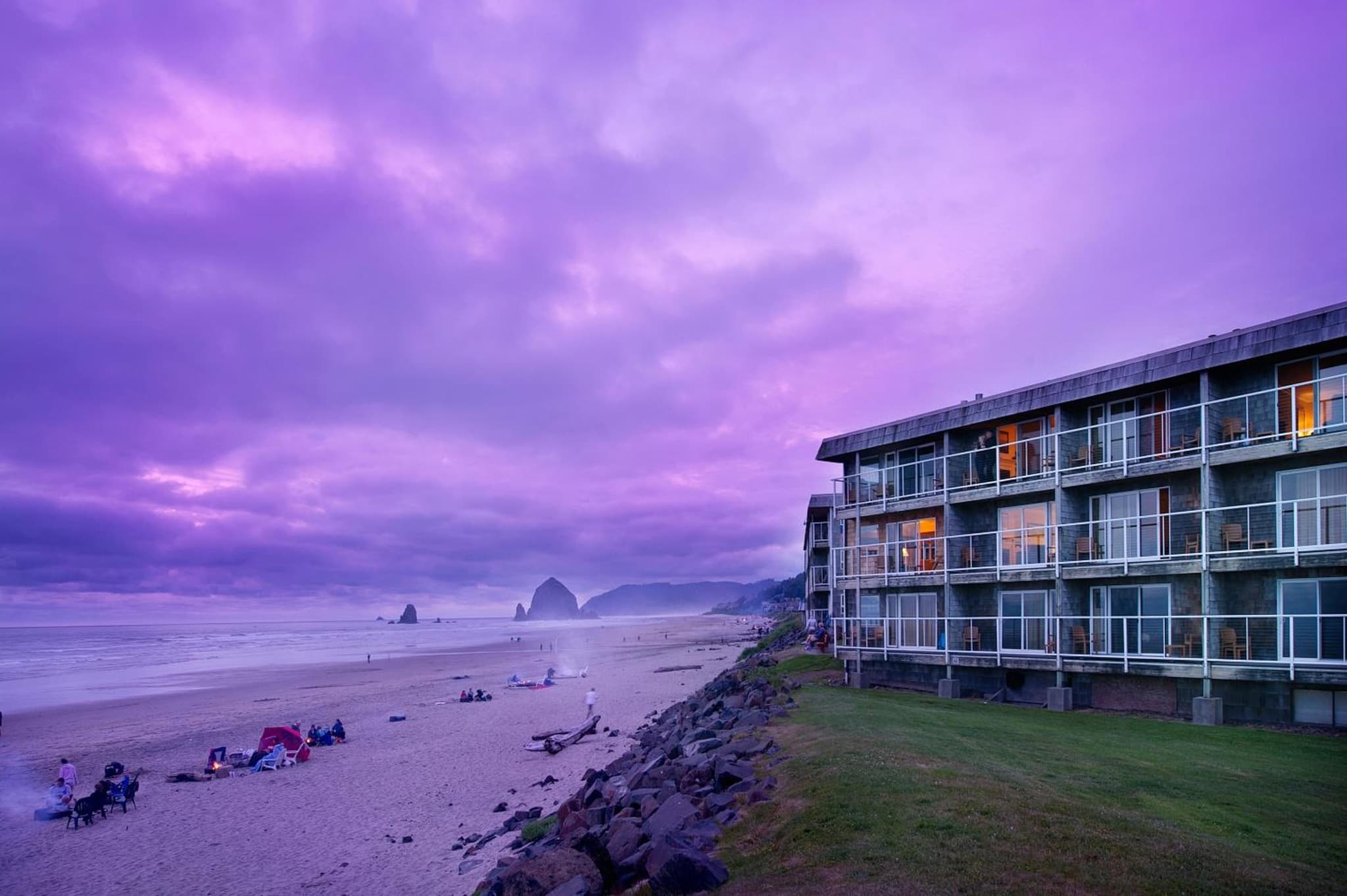 Tolovana Inn, wedding venue in Cannon Beach, United States