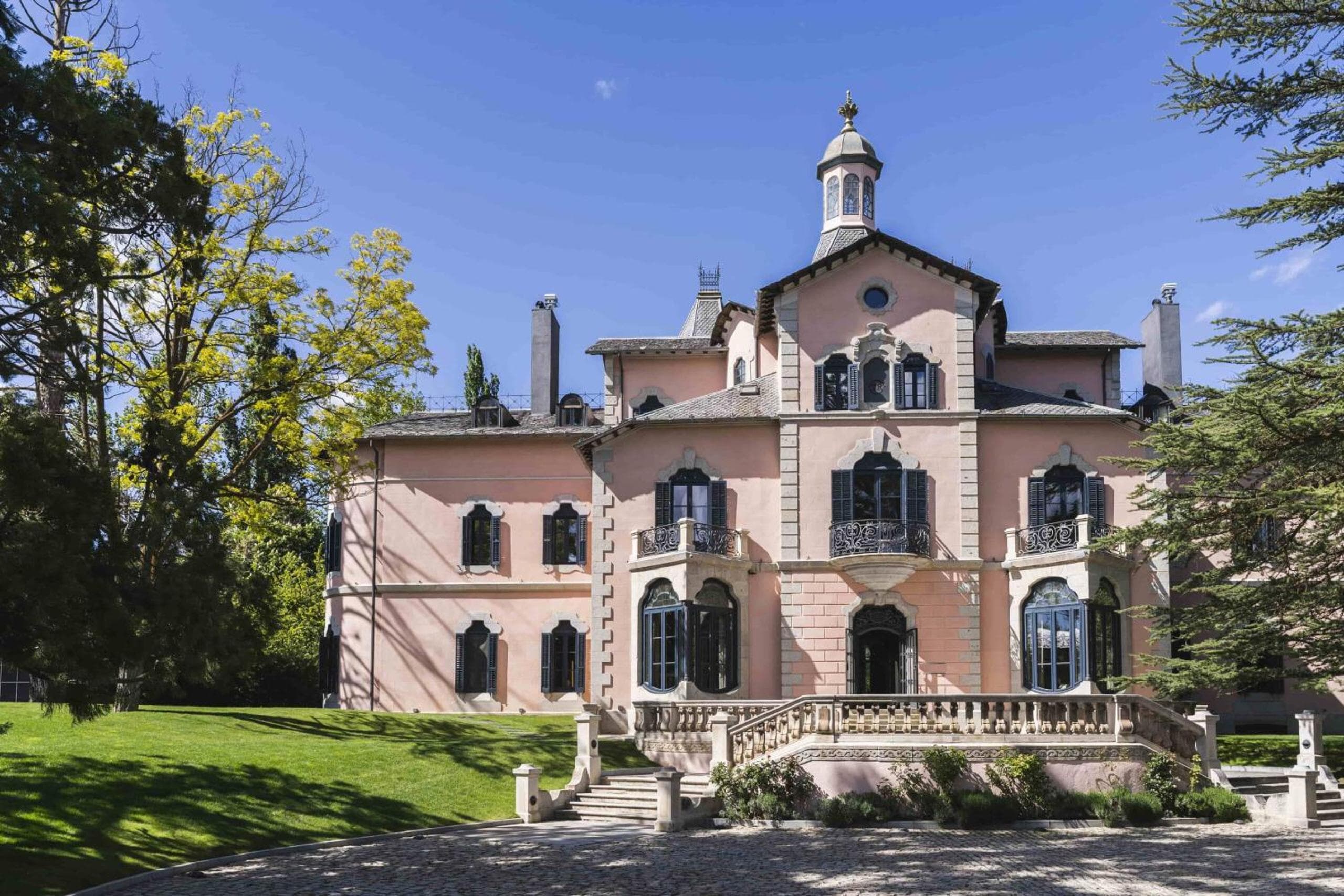 Torre del Remei, wedding venue in Bolvir, Spain