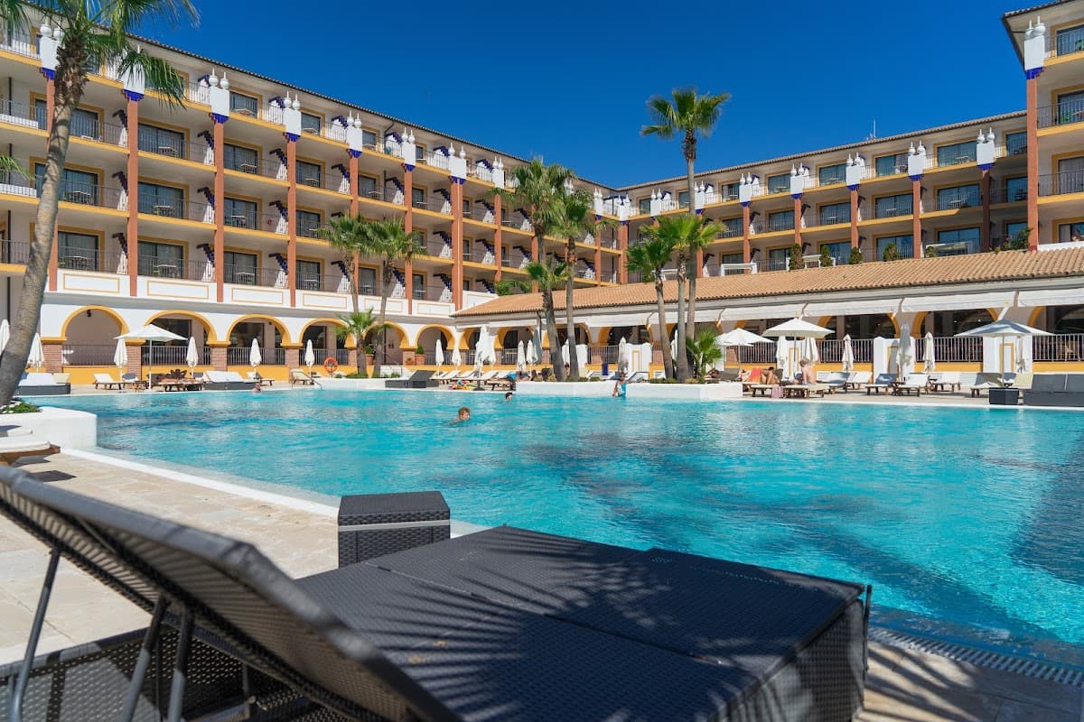 TUI BLUE Isla Cristina Palace: destination wedding venue in Huelva, Spain