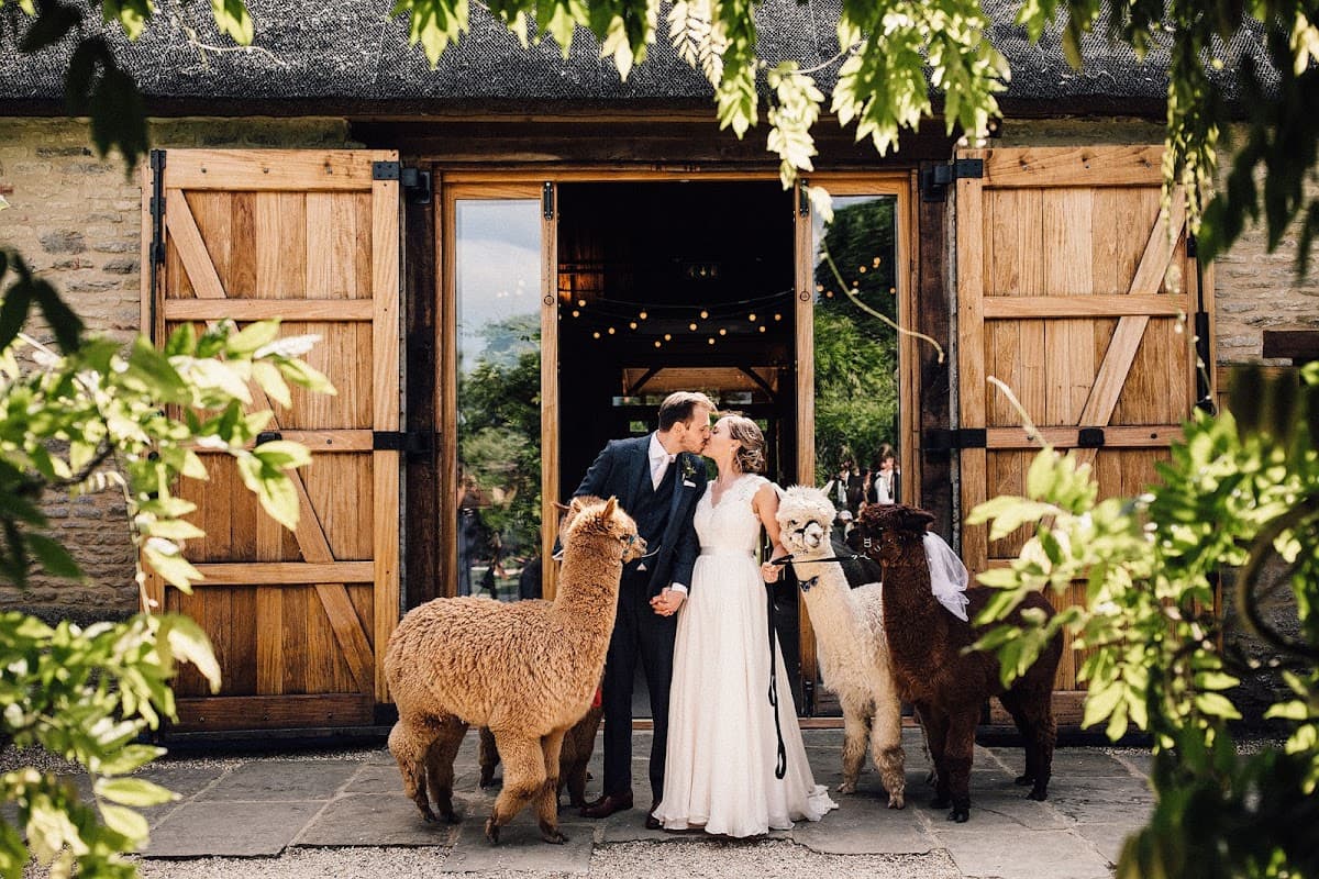 Tythe, The Tythe Barn, Launton: destination wedding venue in Bicester OX26 4SR, UK