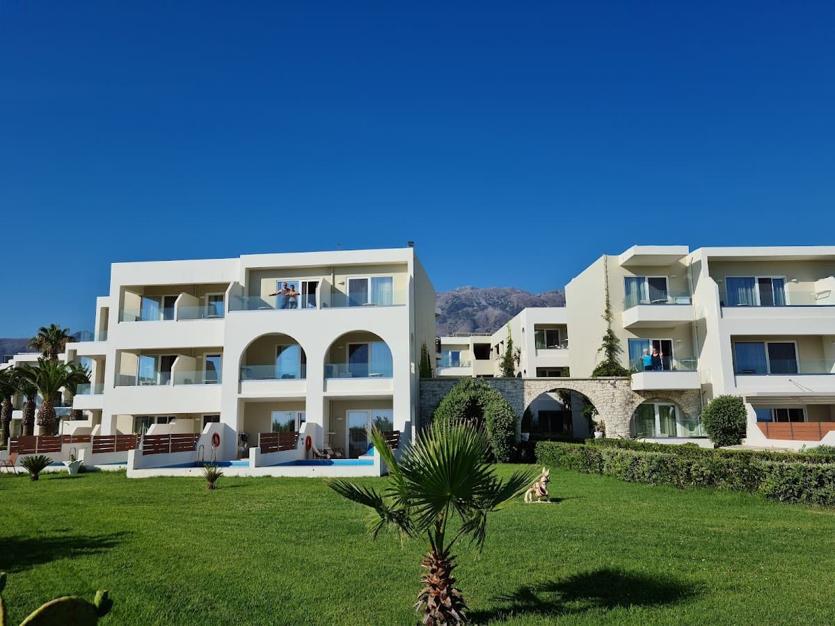 Vantaris Palace Hotel: destination wedding venue in Paralia Kourna 730 07, Greece
