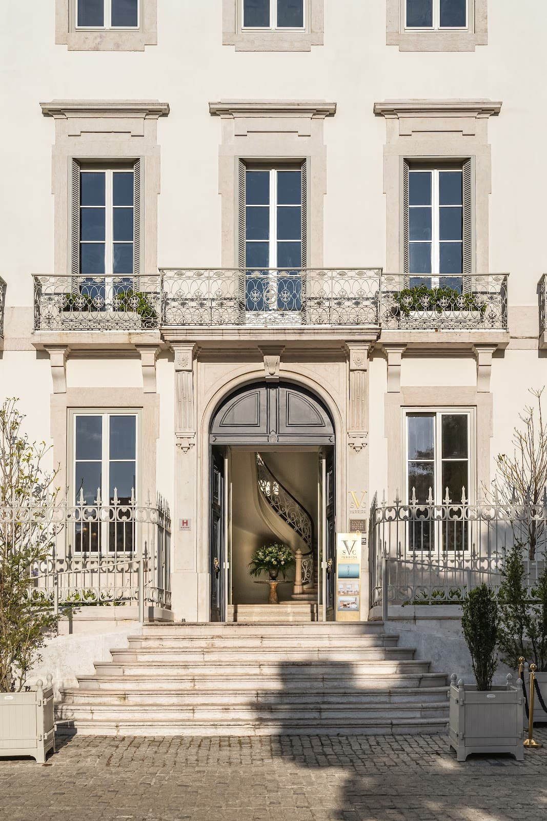 Verride Palácio Santa Catarina: destination wedding venue in 1200-401 Lisboa, Portugal