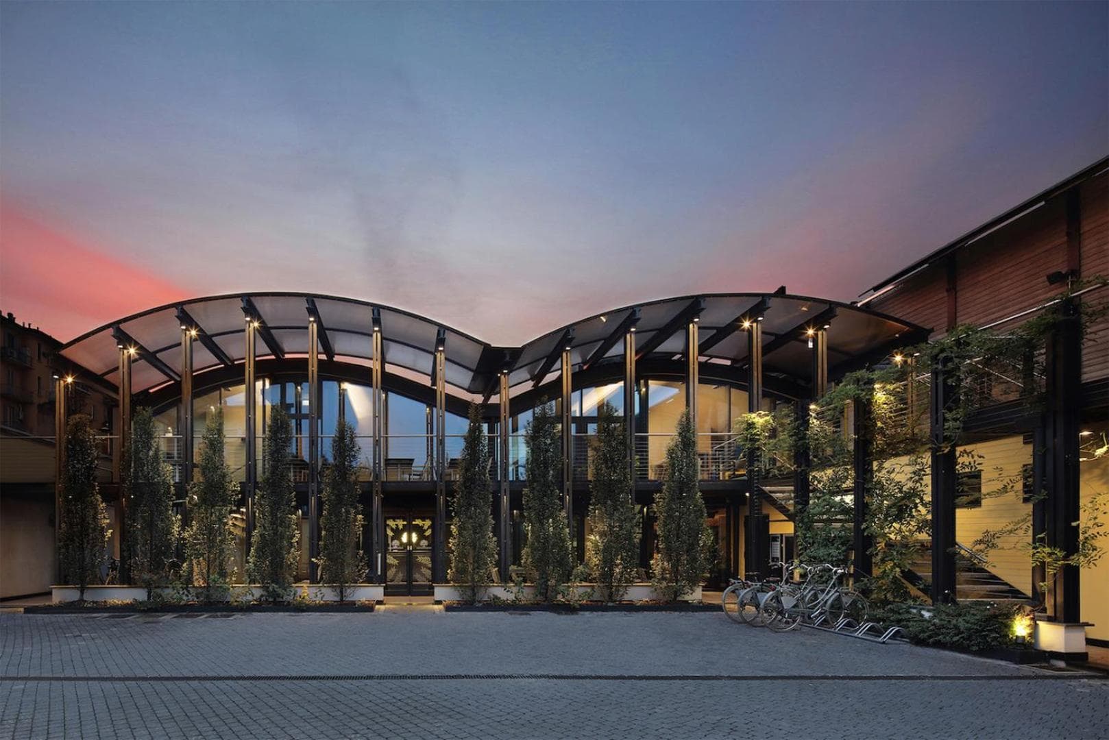 VERSOVERDE HOTEL Alzaia Naviglio Grande, wedding venue in Milano, Italy