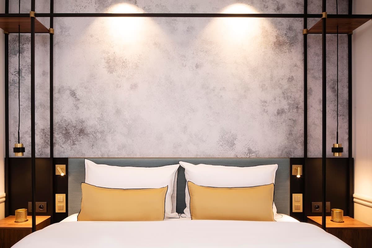 Victoria Palace Hotel: destination wedding venue in 75006 Paris, France