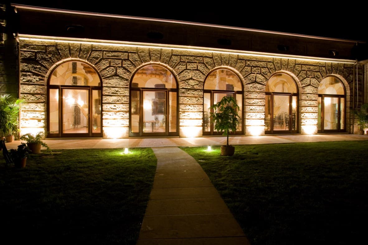 Villa Alessandri: destination wedding venue in 37062 Dossobuono VR, Italy