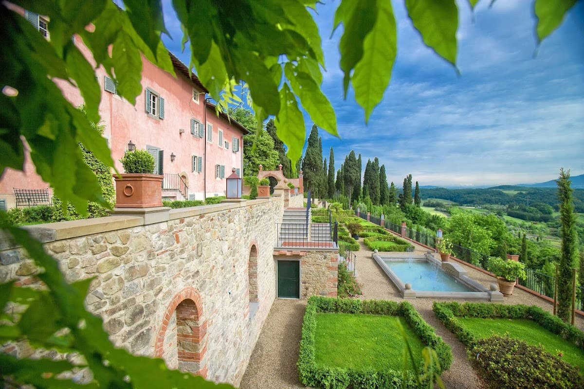 Villa Barberino: destination wedding venue in 52022 Meleto AR, Italy