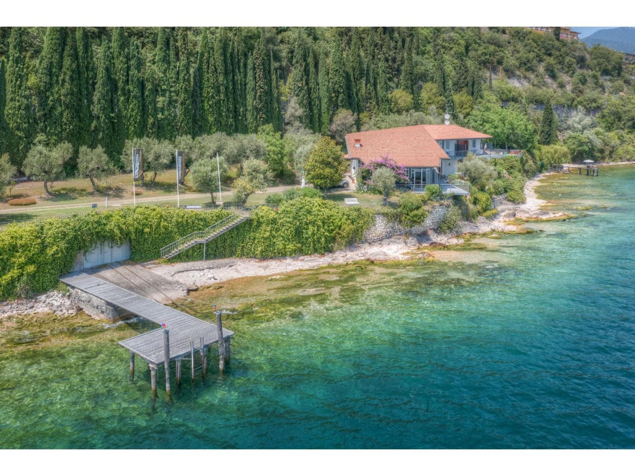 Villa Chapel - Lake Garda, wedding venue in 25088 Toscolano Maderno BS, Italy