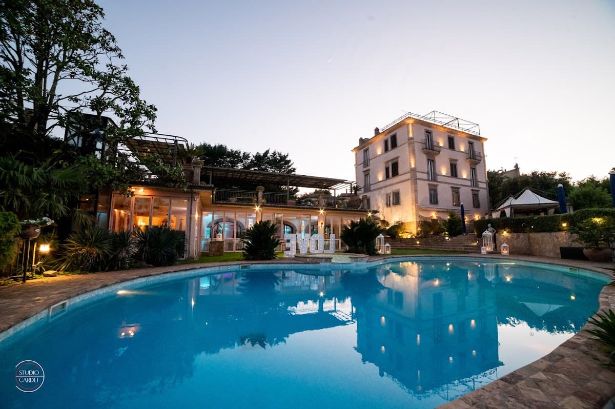 Villa Clodia Relais: destination wedding venue in 00066 Manziana RM, Italy