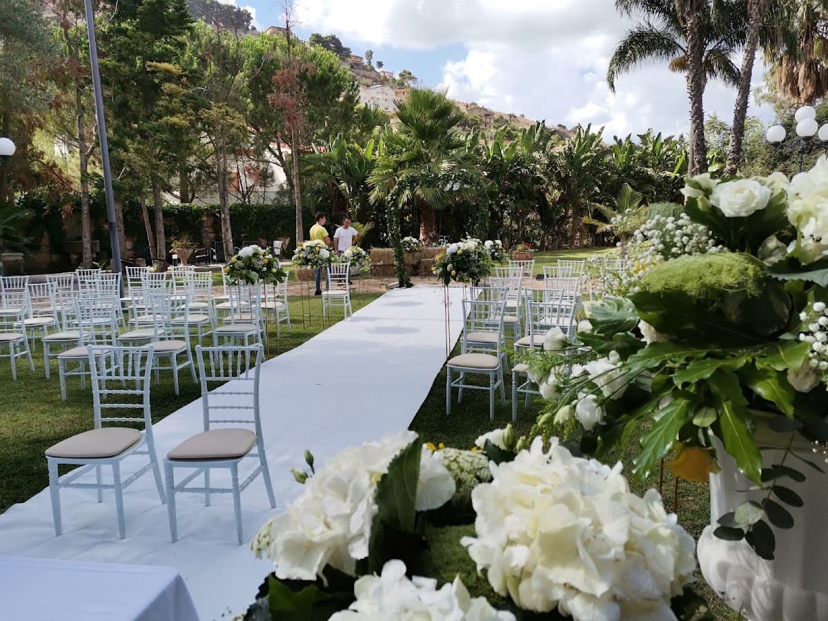 Villa Di Maggio: destination wedding venue in 90040 Torretta PA, Italy