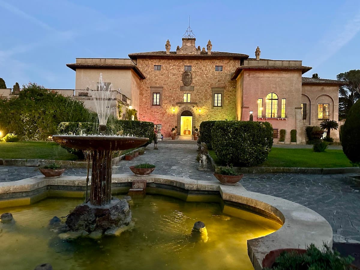 Villa Giovanelli Fogaccia: destination wedding venue in 00166 Roma RM, Italy