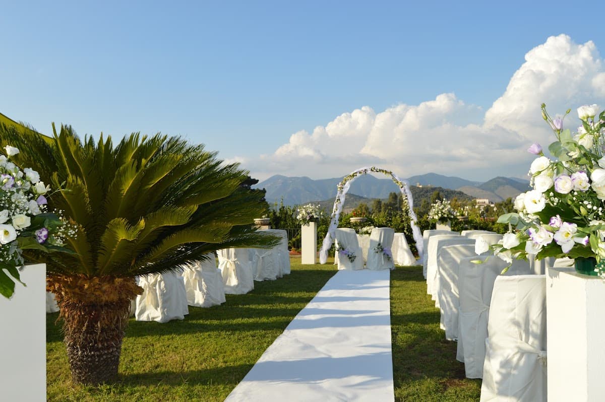 Villa Nasti Club: destination wedding venue in 84014 Nocera Inferiore SA, Italy