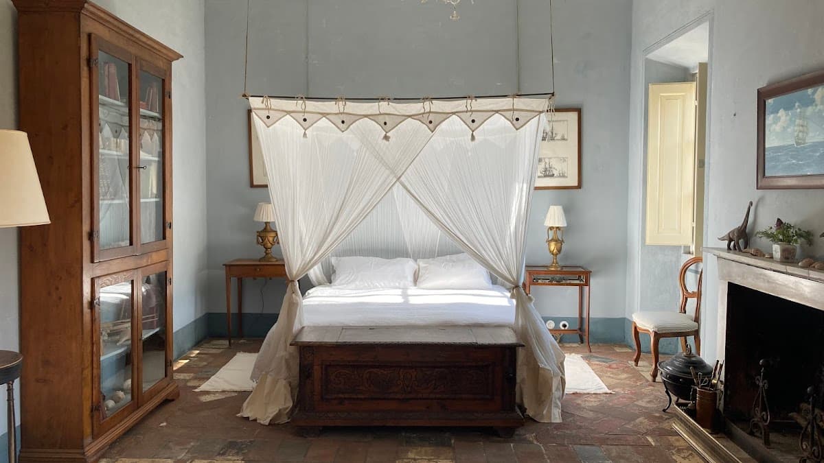 Villa Pozzolo; exclusive Weddings & Family holidays. In Artist villa - all inclusive: destination wedding venue in Florence, Italy