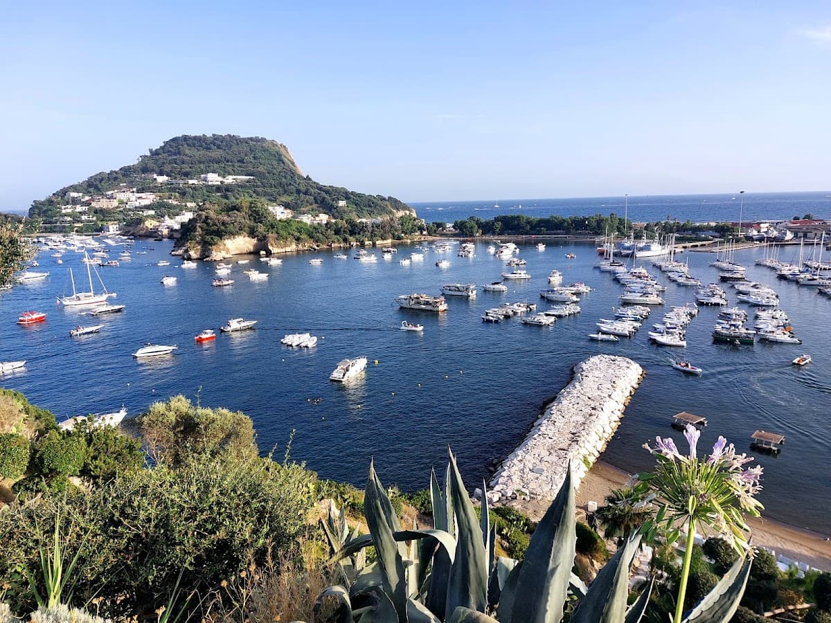 Villa Punta Pennata - Matrimoni Napoli: destination wedding venue in 80070 Bacoli NA, Italy