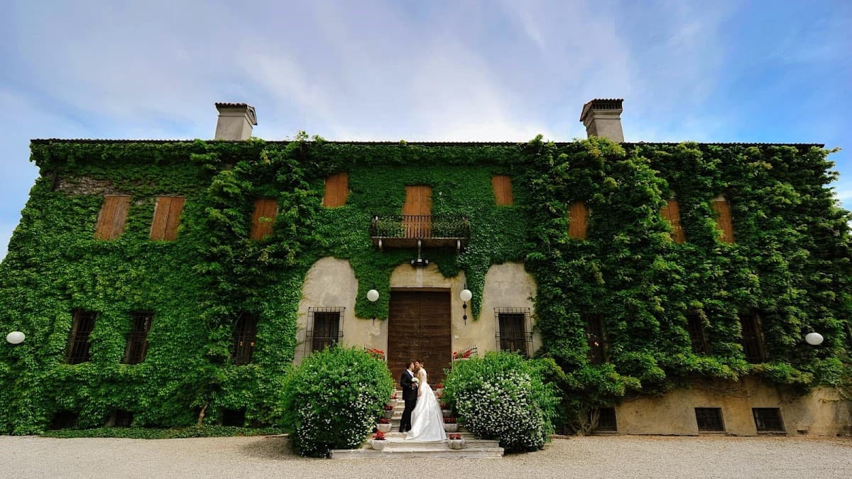 Villa Schiarino Lena: destination wedding venue in Sant'Antonio, Italy