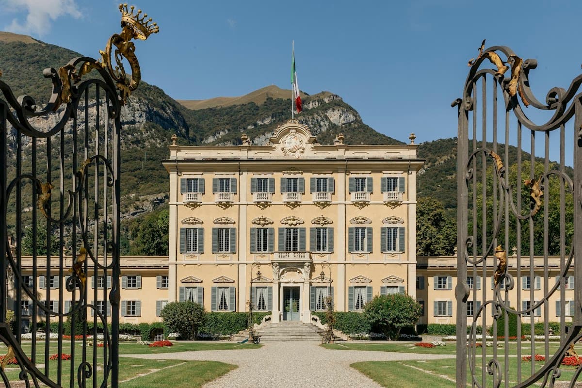 Villa Sola Cabiati: destination wedding venue in 22016 Tremezzina CO, Italy