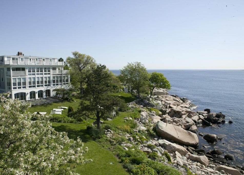 Yankee Clipper Inn, wedding venue in Rockport, United States