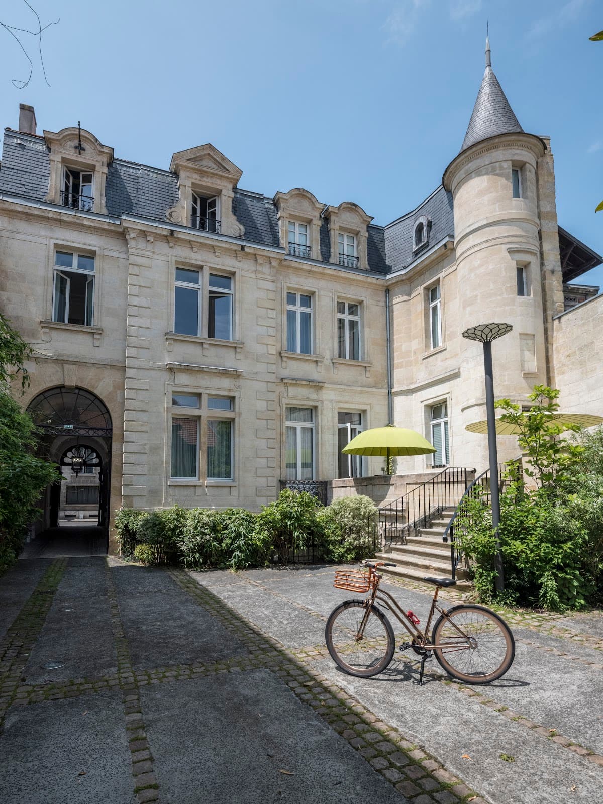 Yndo Hotel — destination wedding venue in 33000 Bordeaux, France